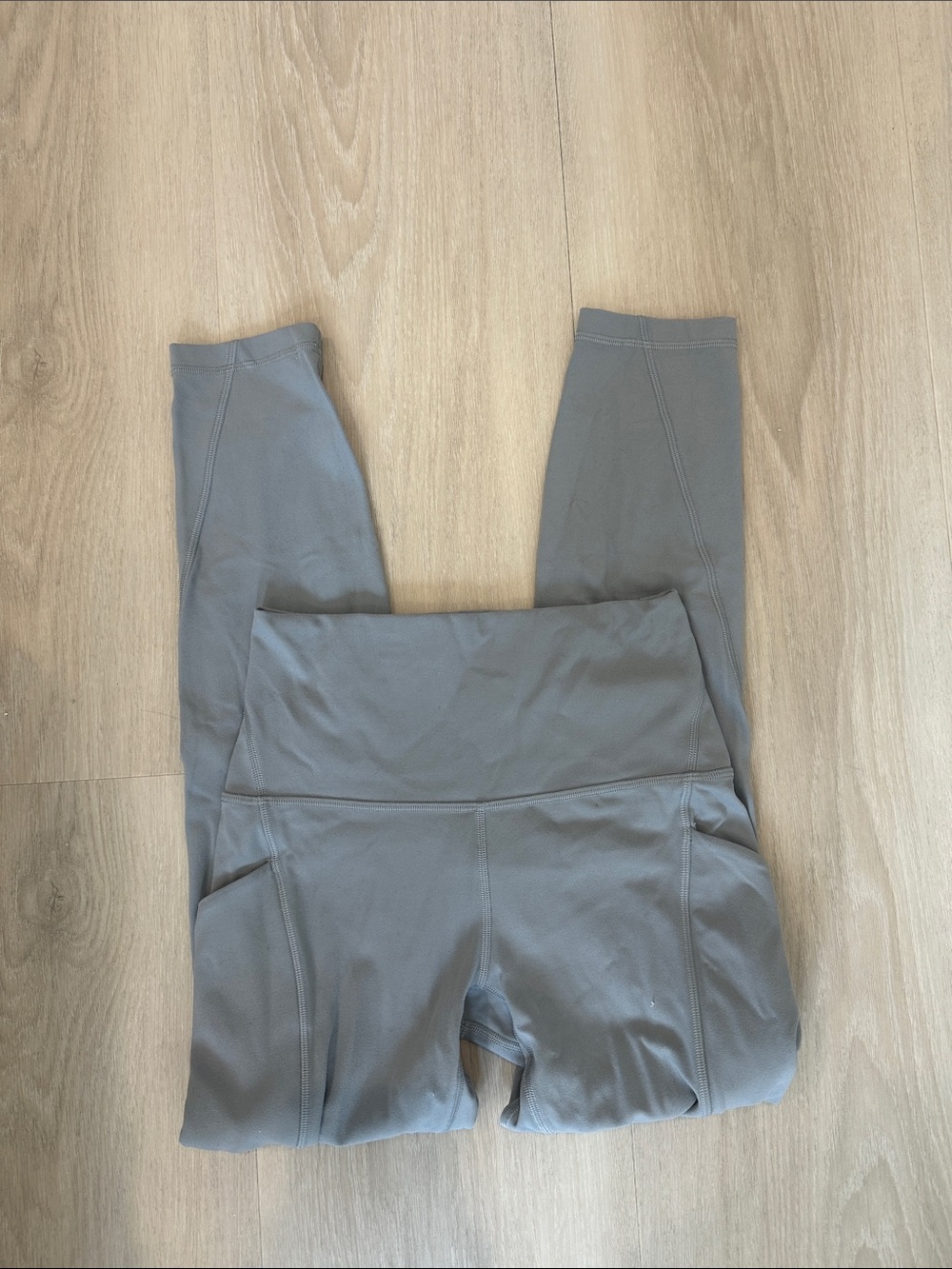 lululemon Gray High-Waist Active Leggings with pockets